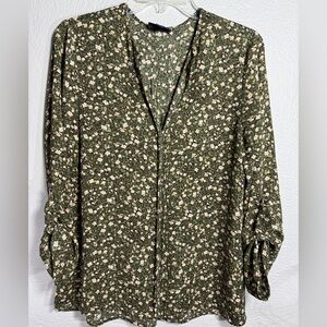 Bobeau Olive Green Floral V-Neck Blouse Small Boho Long Sleeve